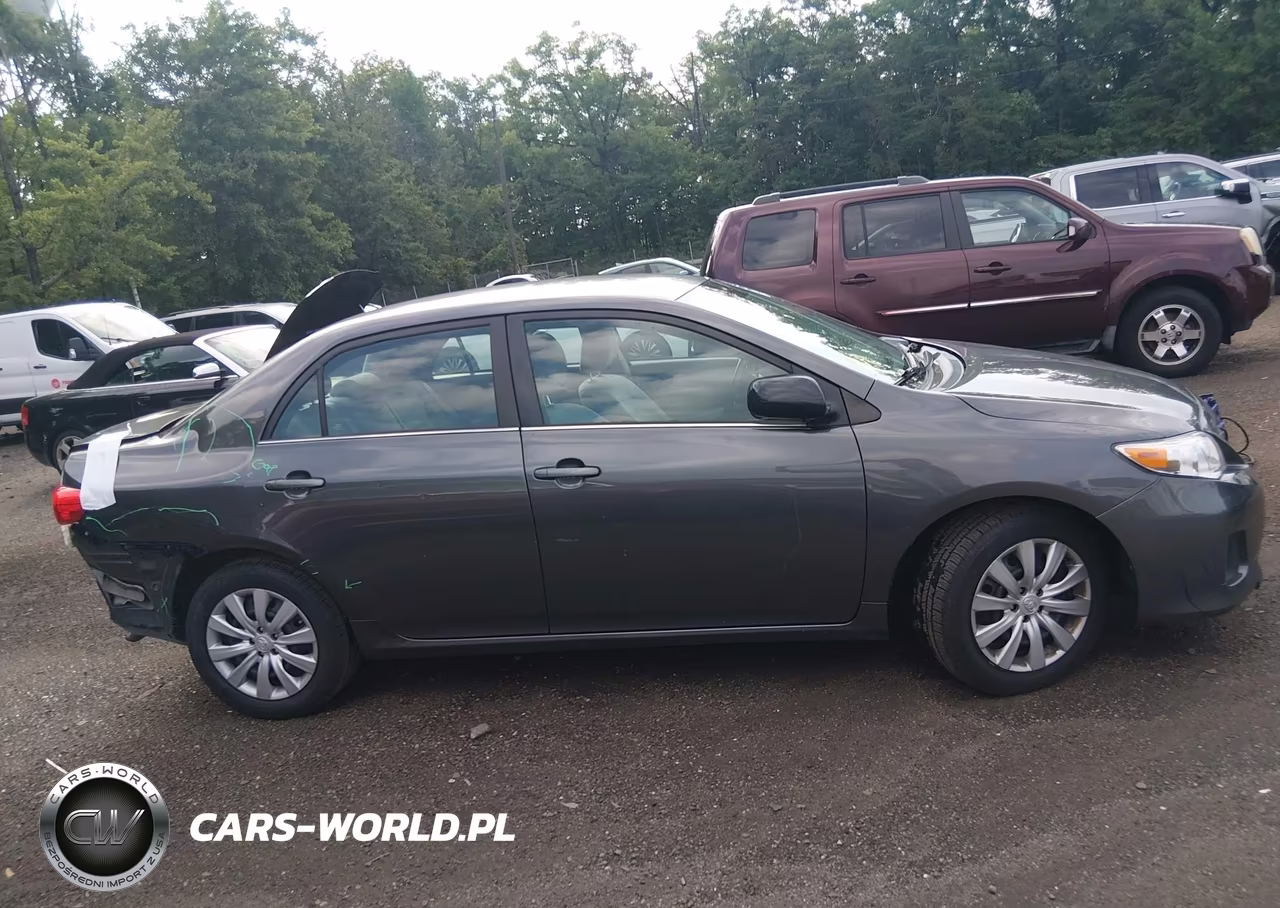 2013 Toyota Corolla Le VIN:2T1BU4EE0DC063443 - 13