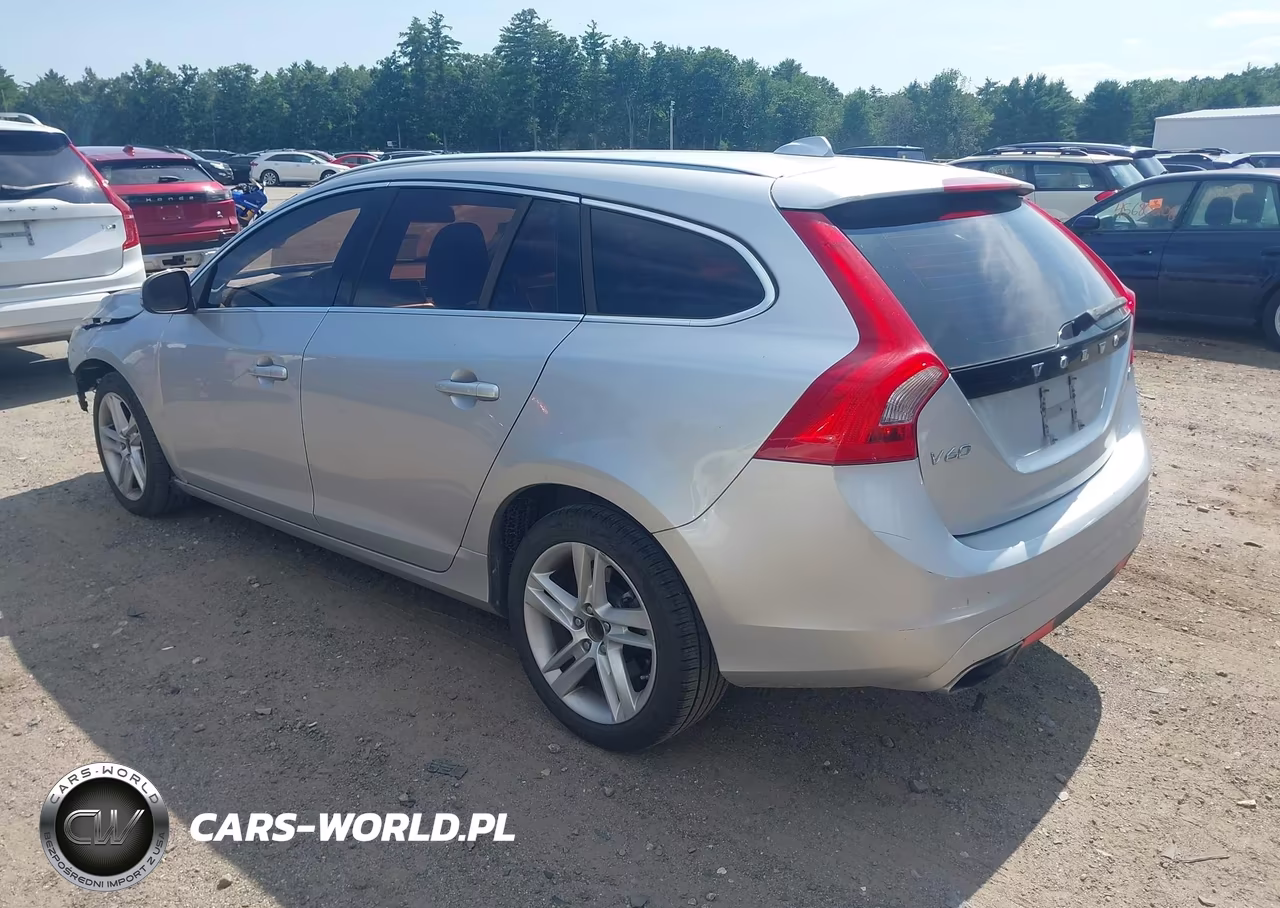 2015 Volvo V60 T5 Premier VIN:YV140MEB5F1203160 - 3