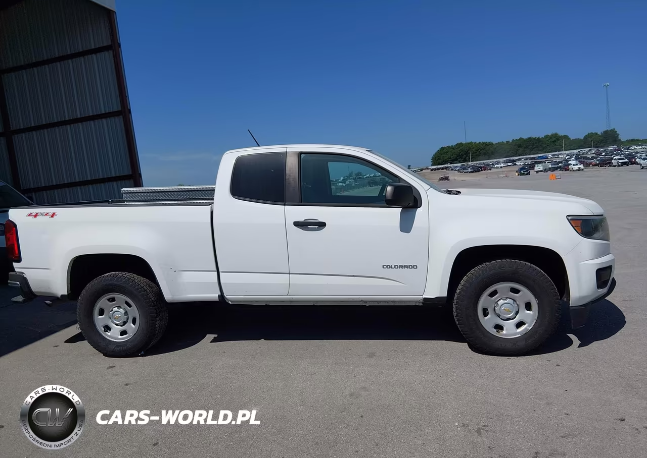 2020 Chevrolet Colorado VIN:1GCHTBEA1L1232323 - 13