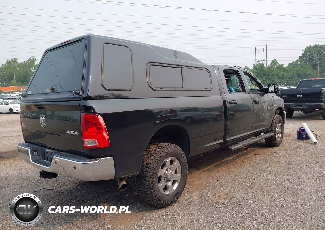 2017 Ram 2500 Slt VIN:3C6UR5JJ1HG715167 - 4