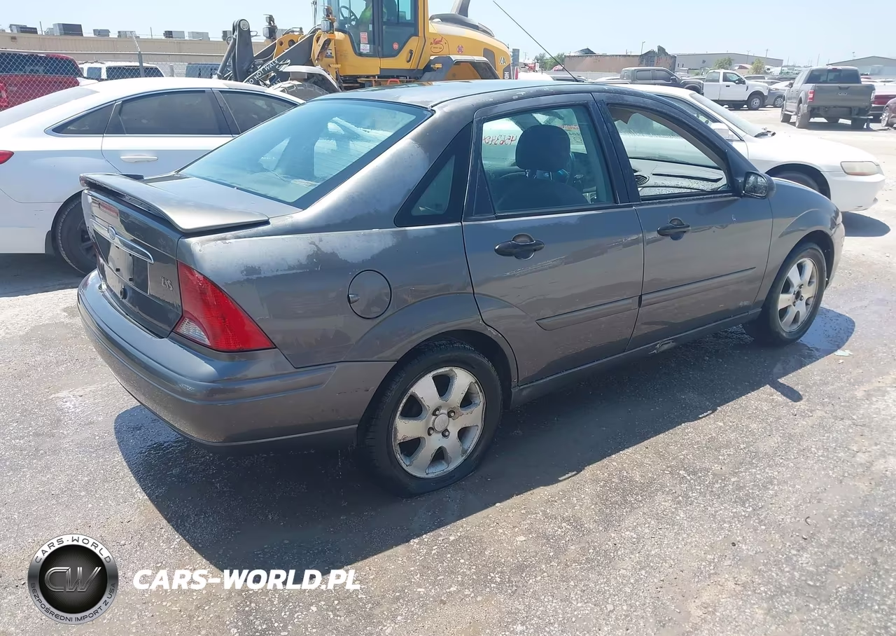 2002 Ford Focus VIN:1FAFP38372W318452 - 4