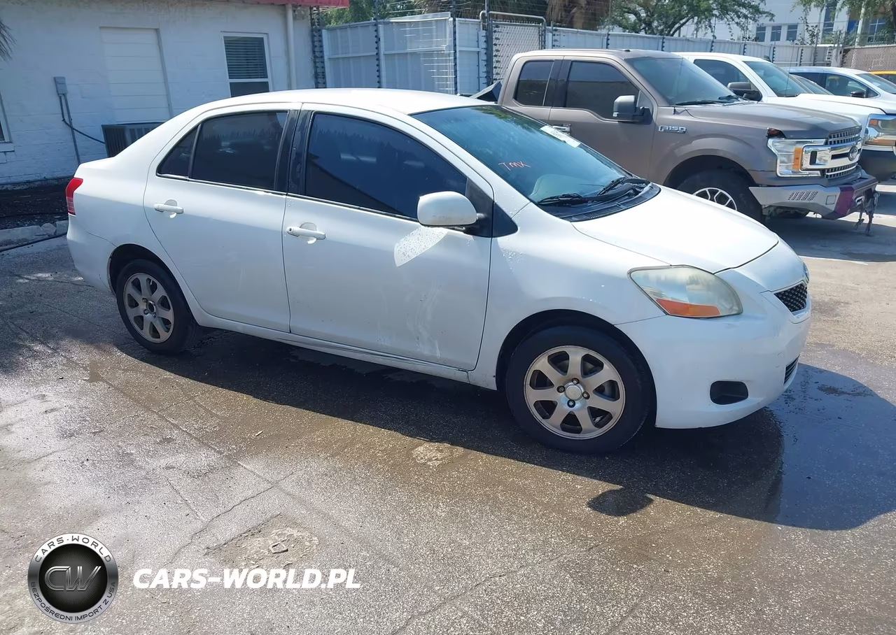 2011 Toyota Yaris