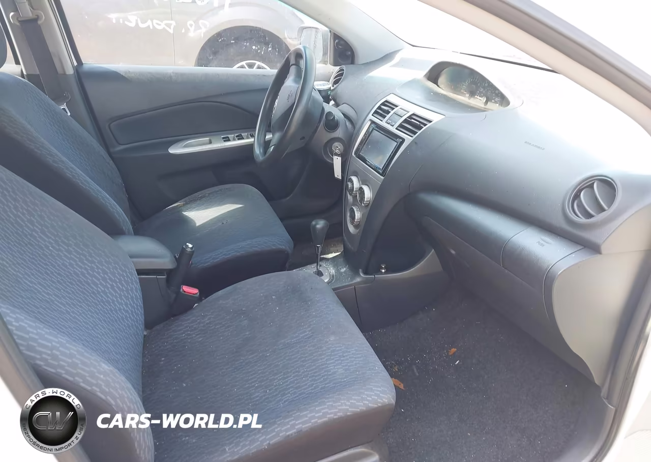 2011 Toyota Yaris VIN:JTDBT9K34BL005151 - 5