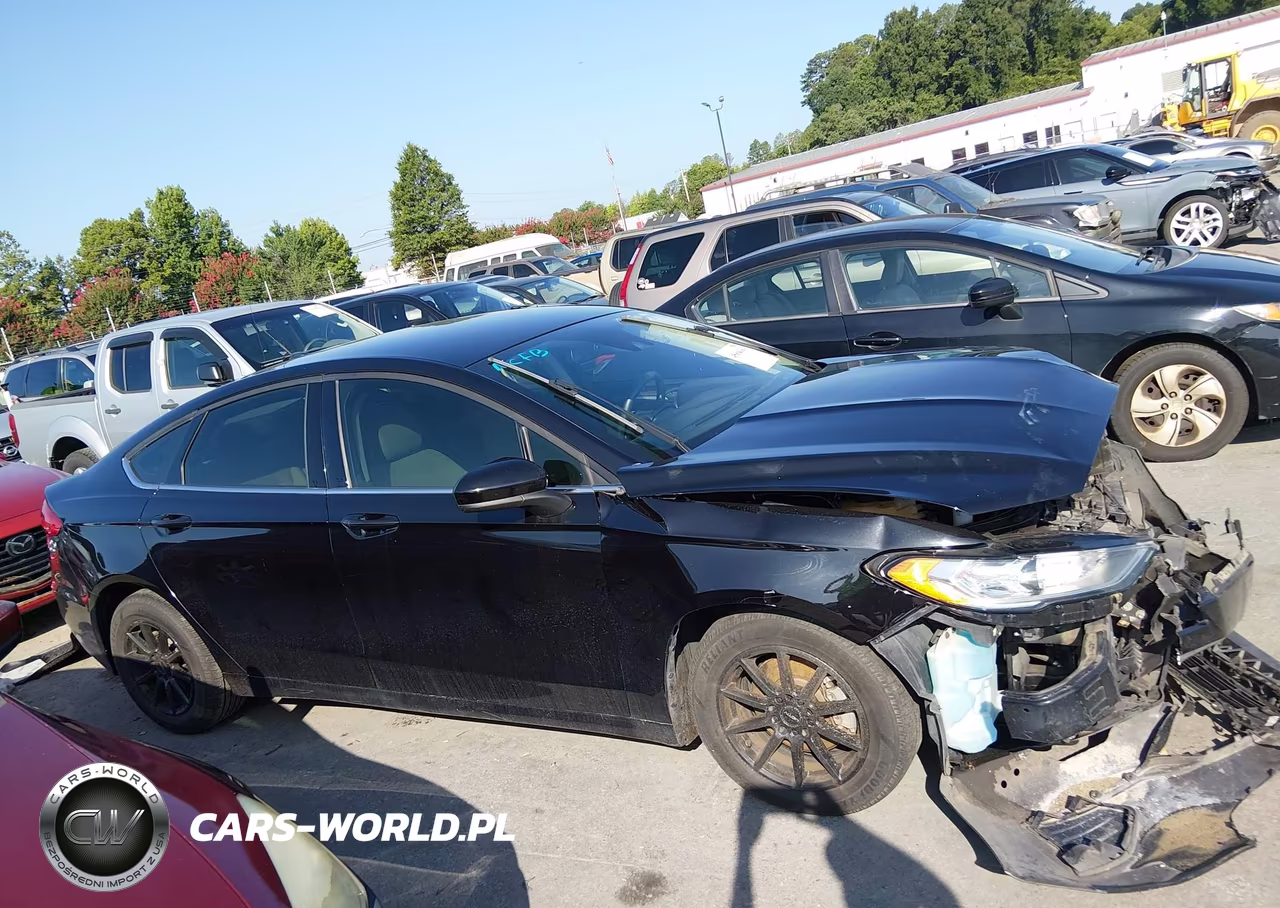 2019 Ford Fusion S VIN:3FA6P0G7XKR170321 - 13