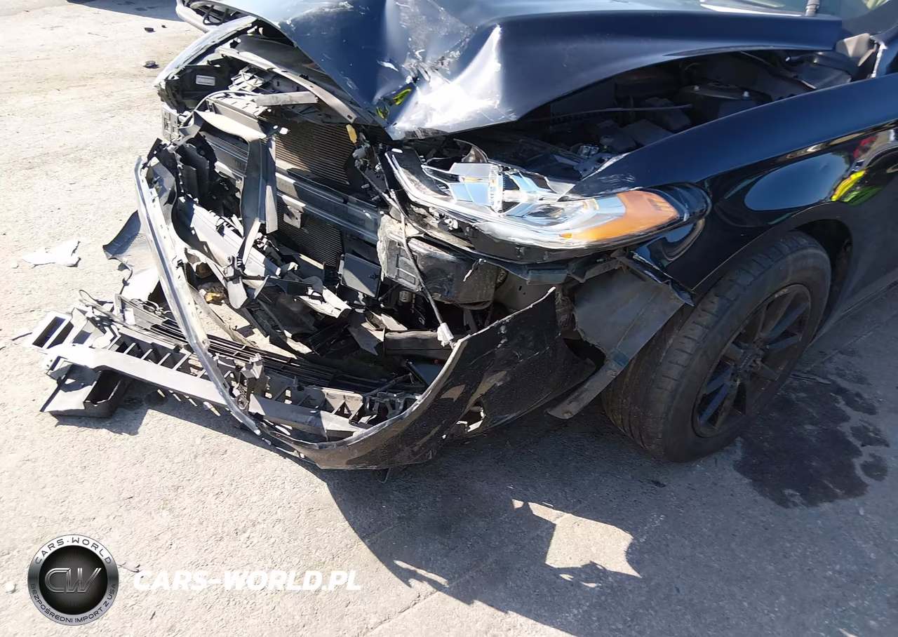 2019 Ford Fusion S VIN:3FA6P0G7XKR170321 - 18