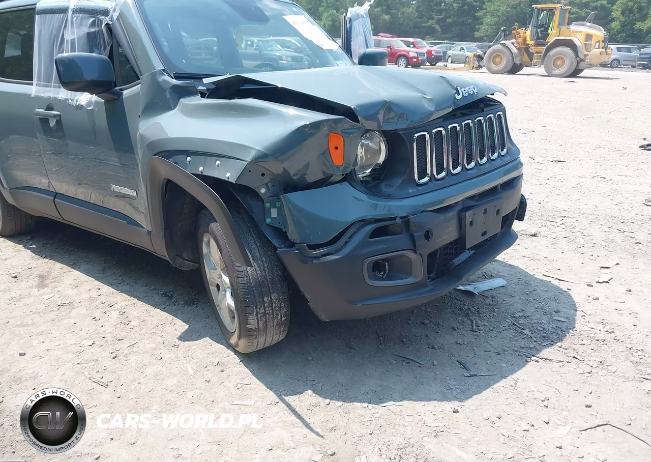 2018 Jeep Renegade Latitude 4X4 VIN:ZACCJBBB5JPG72264 - 6