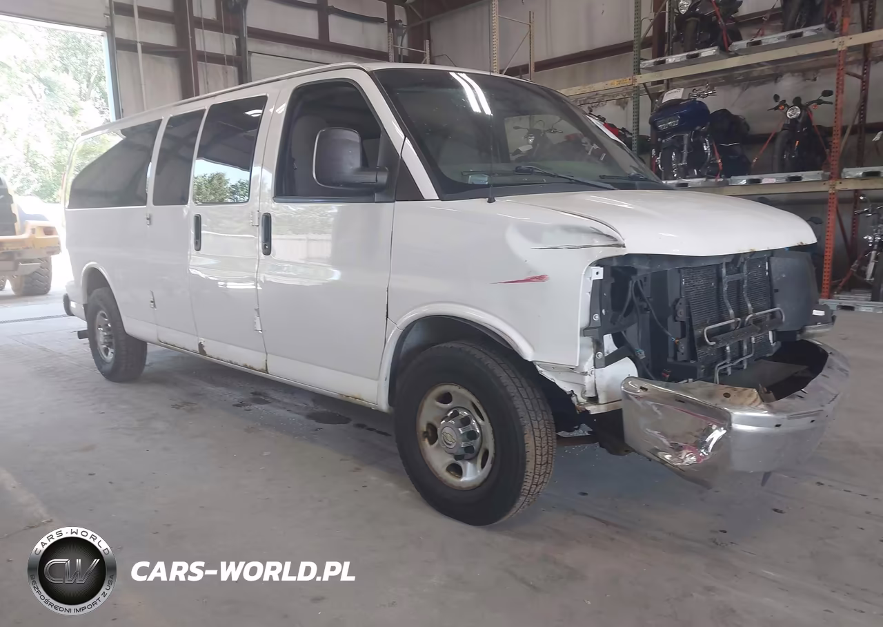 2013 Chevrolet Express 3500 Lt – zdjęcie 1 z 17