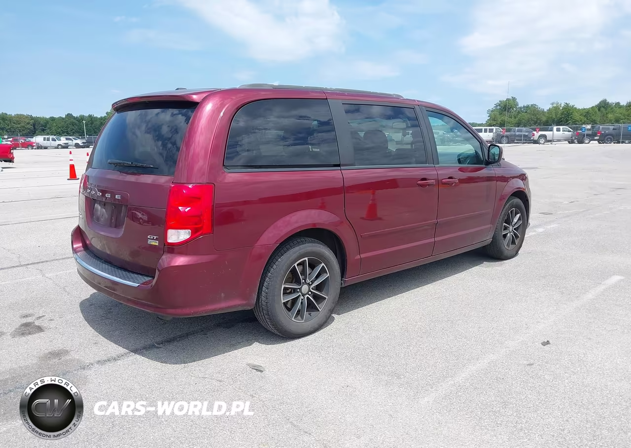 2017 Dodge Grand Caravan Gt VIN:2C4RDGEG5HR711396 - 4