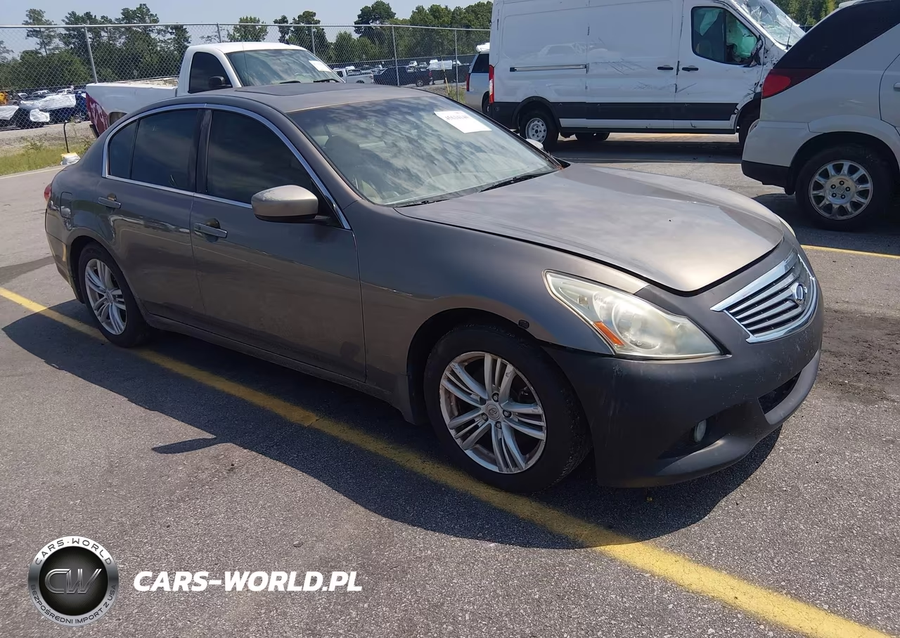 2010 Infiniti G37 Journey – zdjęcie 1 z 11
