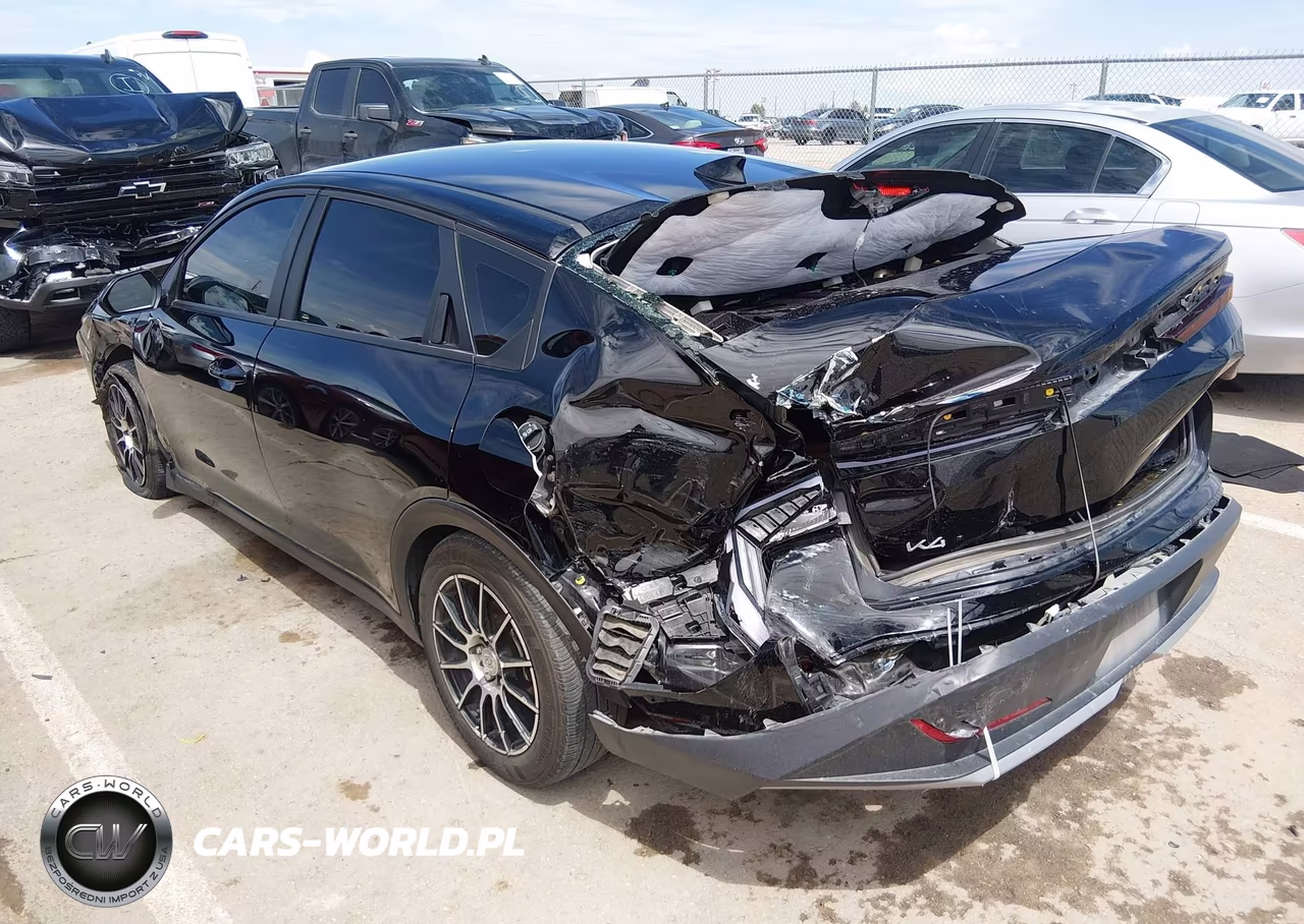 2025 Kia K4 Lx VIN:3KPFT4DE6SE073494 - 3