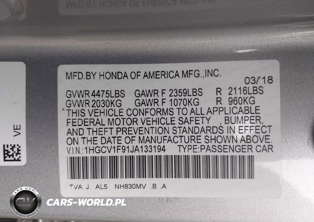 2018 Honda Accord Touring VIN:1HGCV1F91JA133194 - 9
