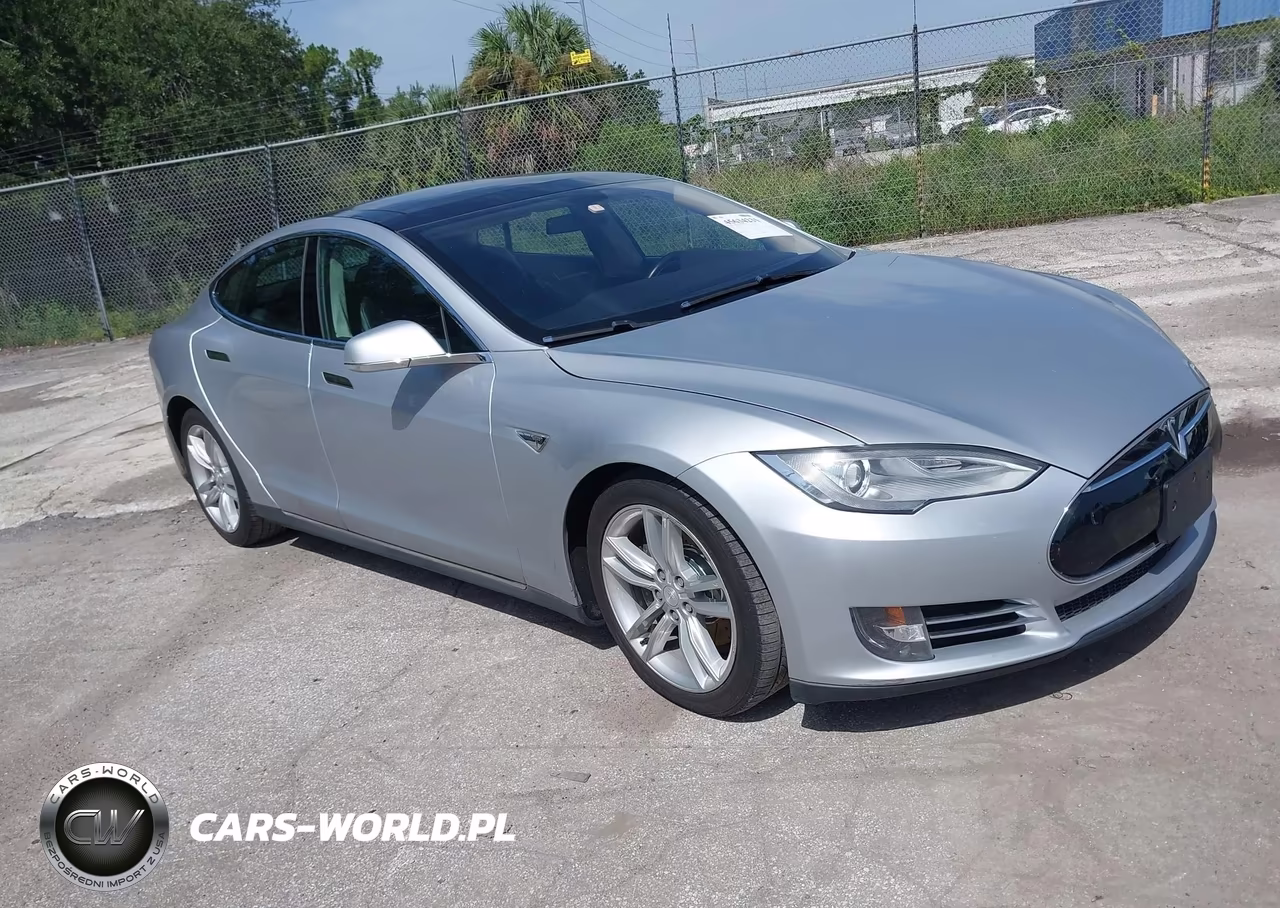 2013 Tesla Model S