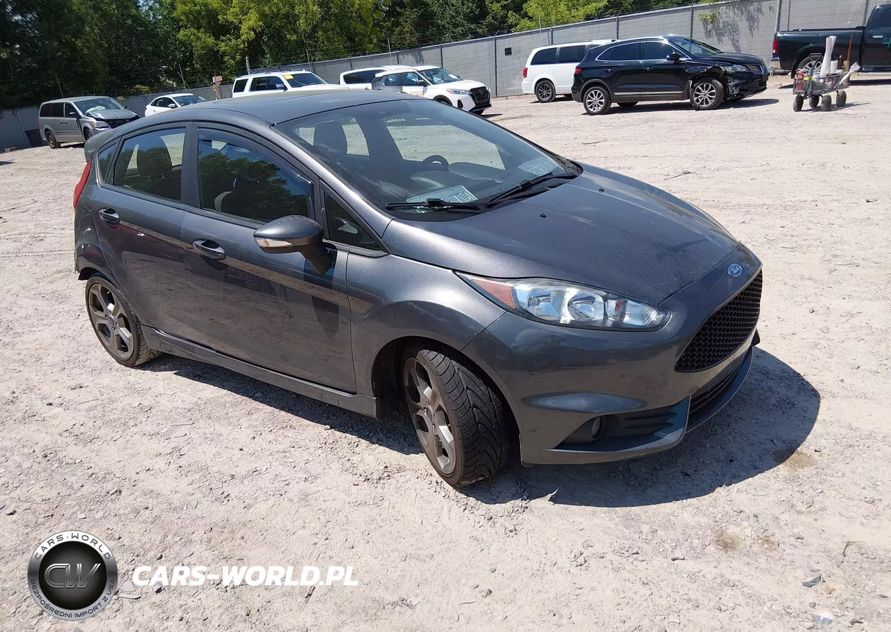 2017 Ford Fiesta St – zdjęcie 1 z 17