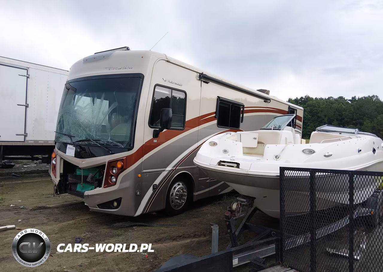 2013 Freightliner Chassis Xc VIN:4UZAAJDT1DCFB2926 - 2