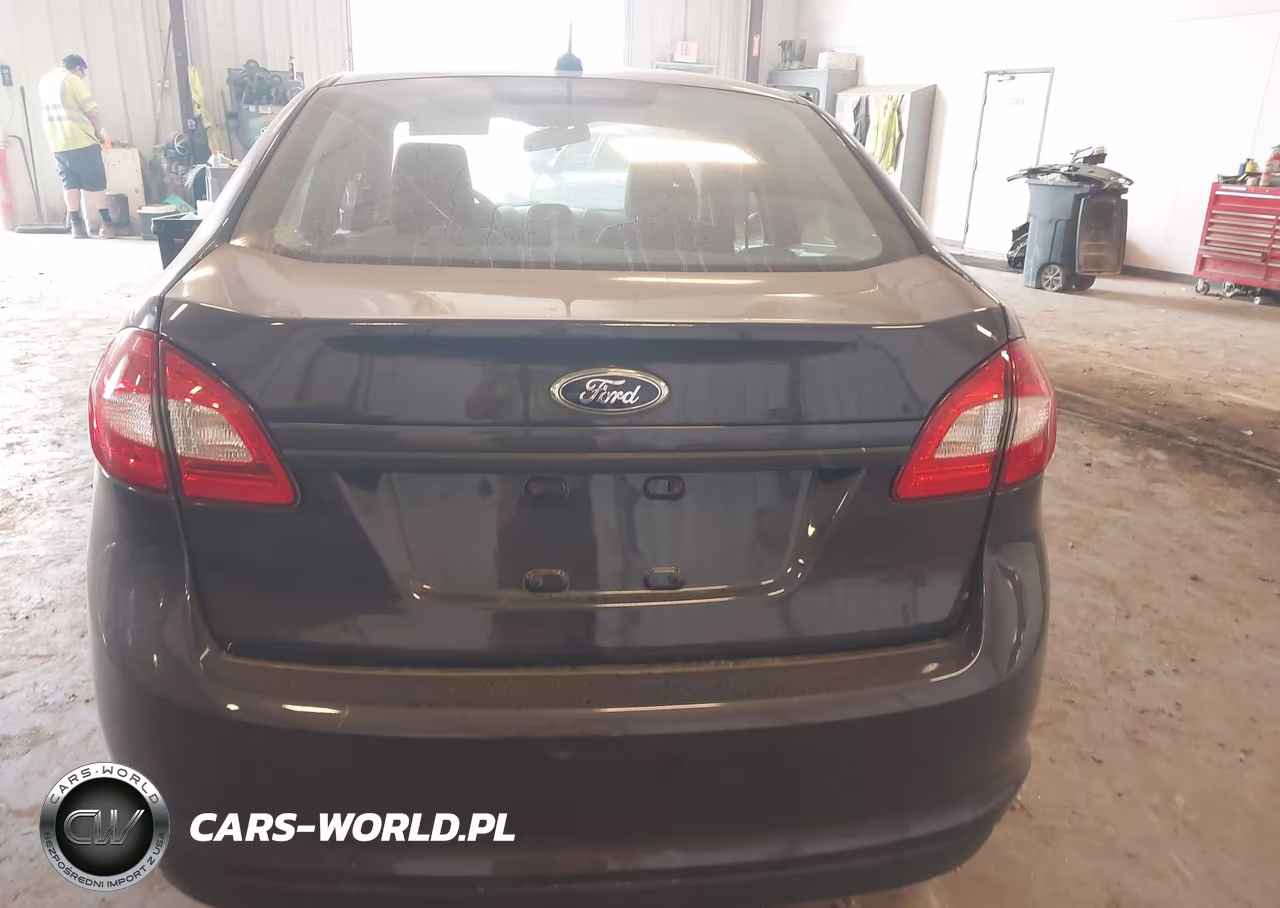 2013 Ford Fiesta S VIN:3FADP4AJ8DM172037 - 16
