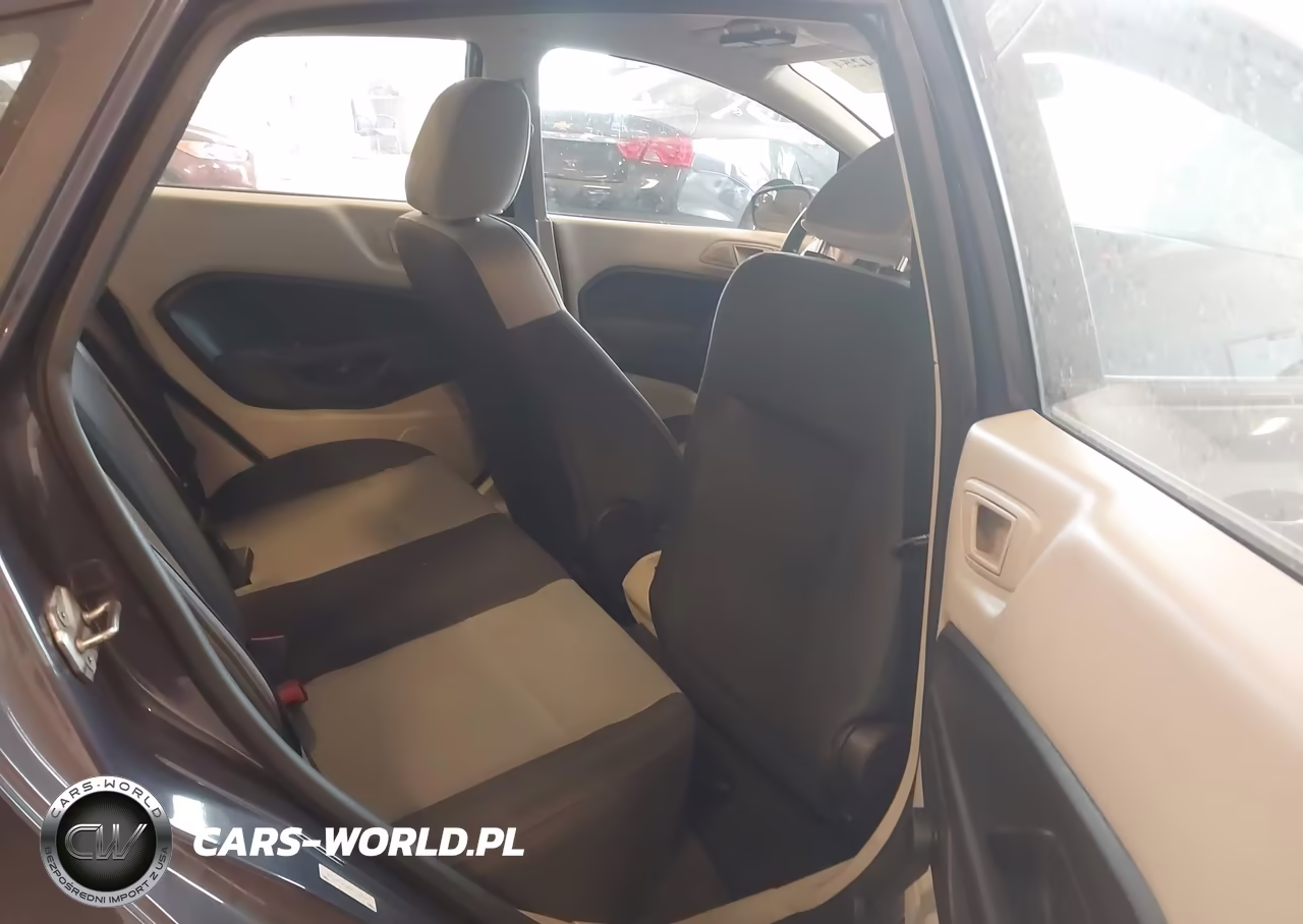 2013 Ford Fiesta S VIN:3FADP4AJ8DM172037 - 8
