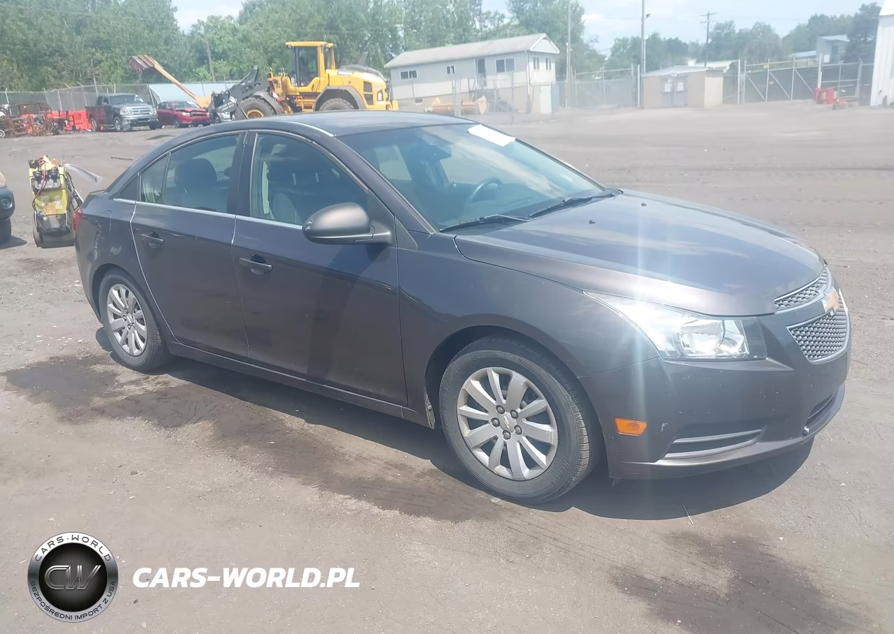 2011 Chevrolet Cruze Ls – zdjęcie 1 z 16