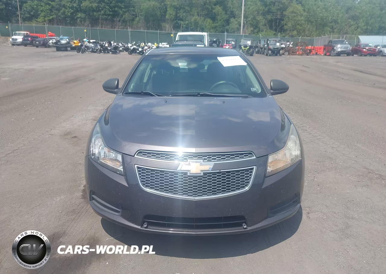 2011 Chevrolet Cruze Ls VIN:1G1PD5SH6B7226937 - 12