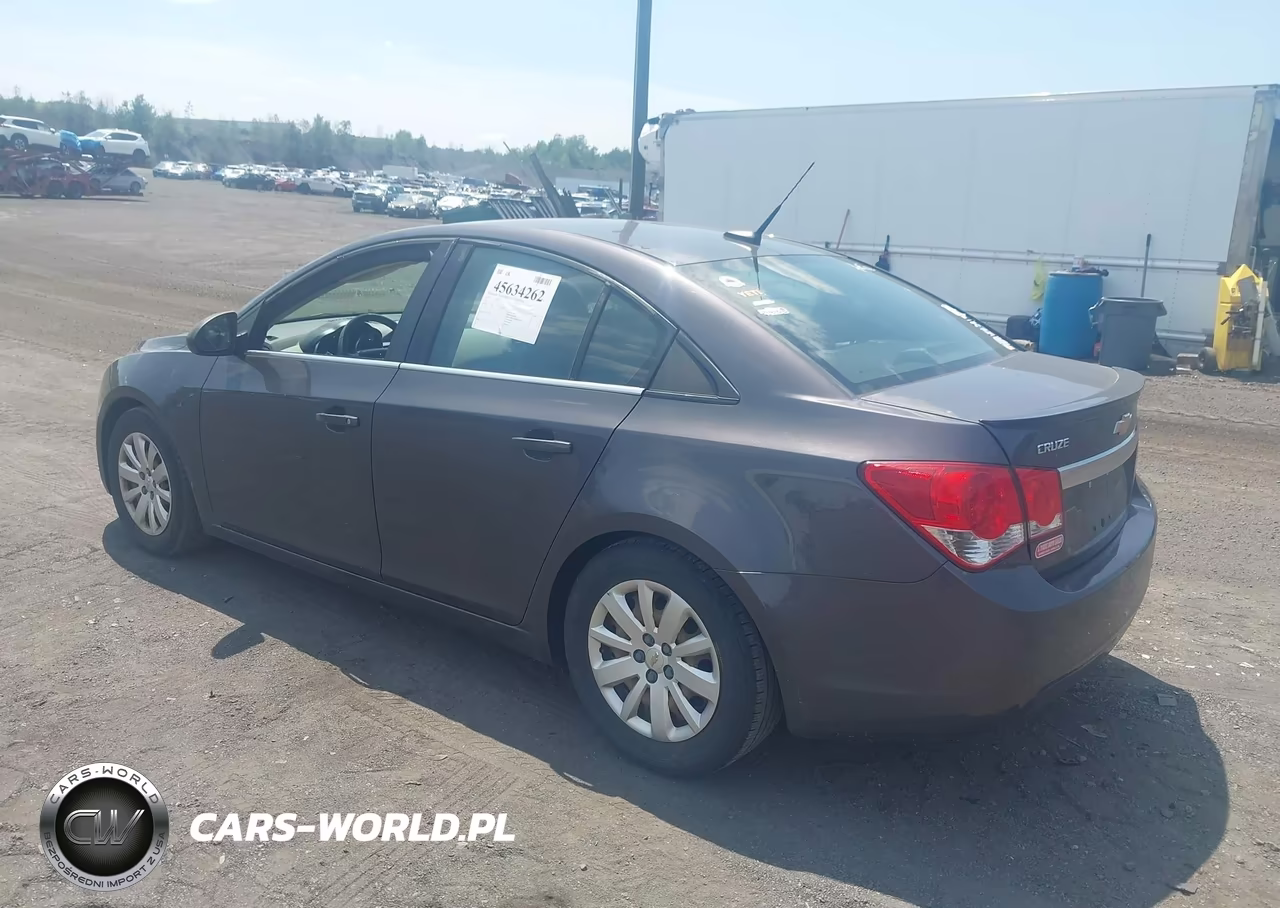 2011 Chevrolet Cruze Ls VIN:1G1PD5SH6B7226937 - 3