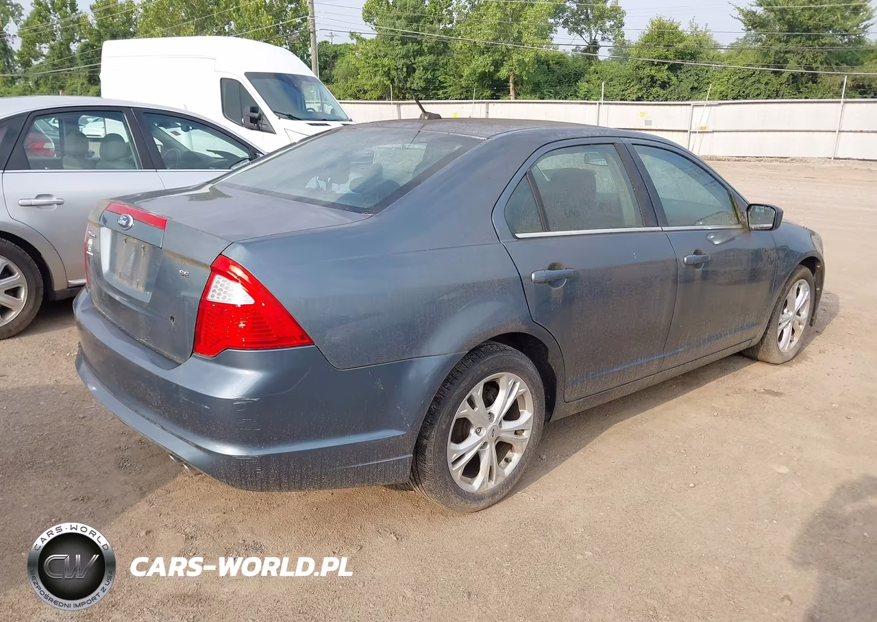 2012 Ford Fusion Se VIN:3FAHP0HAXCR309710 - 4