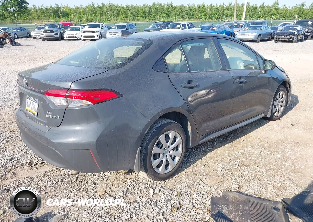2024 Toyota Corolla Hybrid Le VIN:JTDBCMFE9R3042995 - 4
