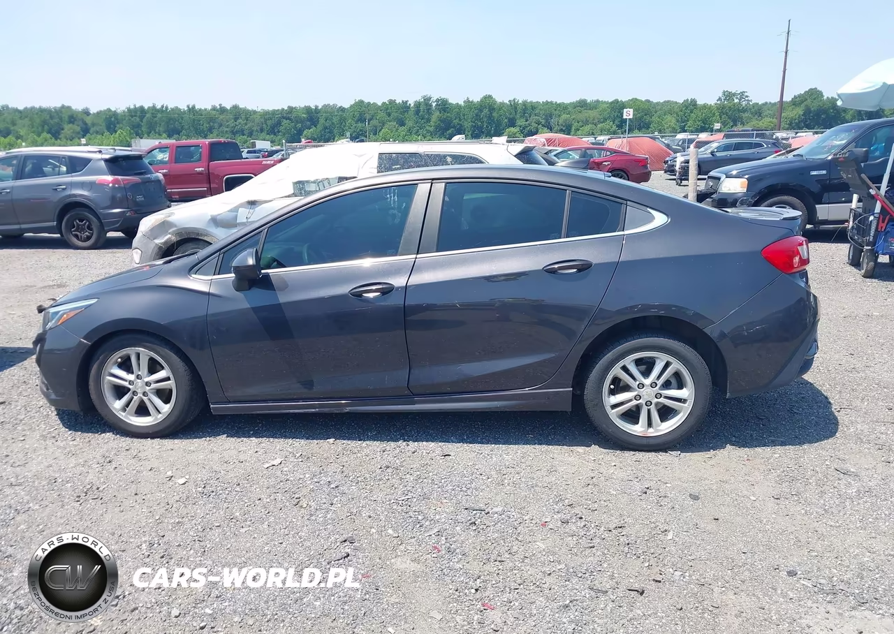 2017 Chevrolet Cruze Lt Auto VIN:1G1BE5SMXH7200001 - 14