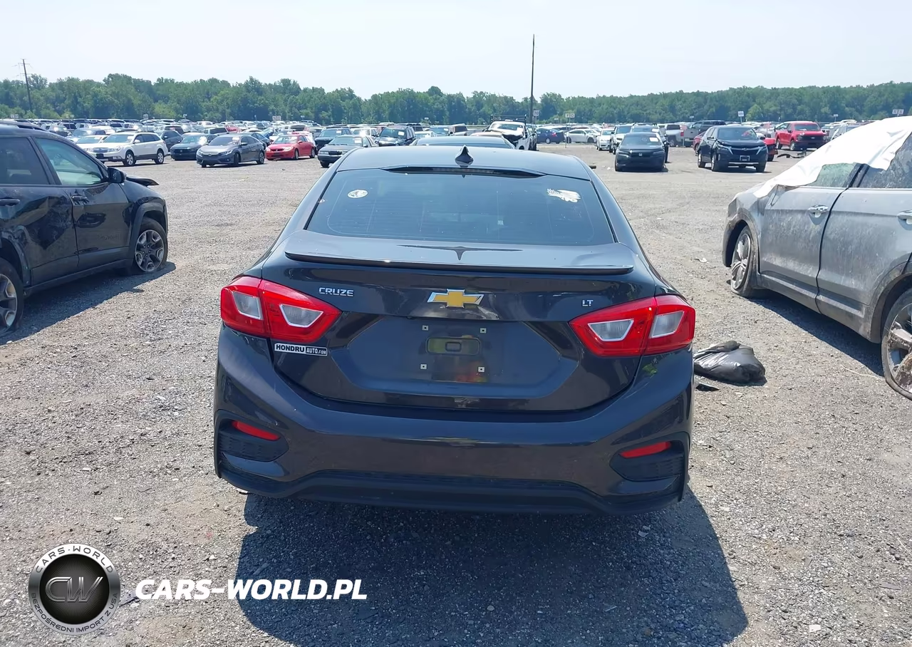 2017 Chevrolet Cruze Lt Auto VIN:1G1BE5SMXH7200001 - 16