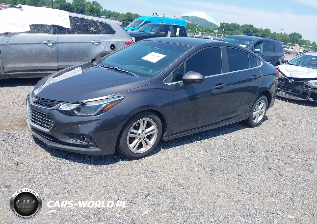 2017 Chevrolet Cruze Lt Auto VIN:1G1BE5SMXH7200001 - 2