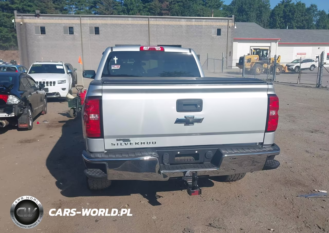 2018 Chevrolet Silverado 1500 Custom VIN:1GCVKPEC7JZ193367 - 16