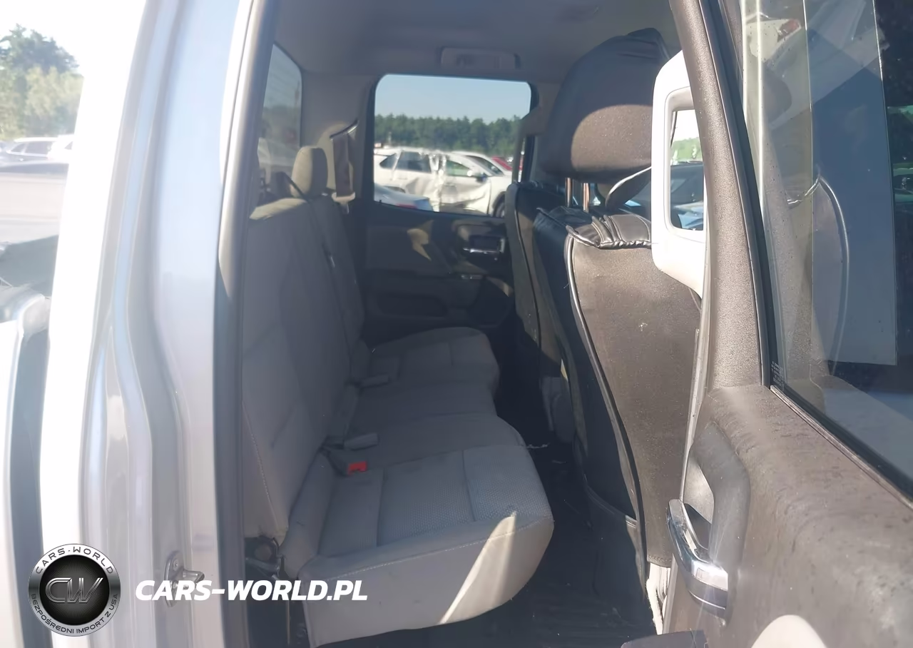 2018 Chevrolet Silverado 1500 Custom VIN:1GCVKPEC7JZ193367 - 8