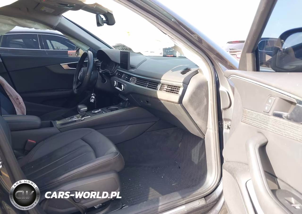 2019 Audi A4 40 Titanium Premium VIN:WAUGMAF43KN021916 - 5