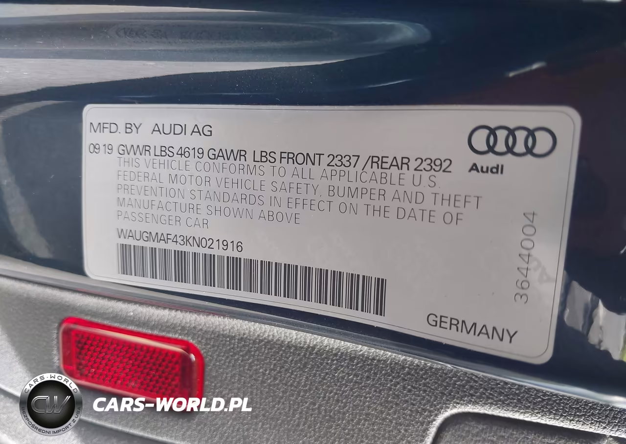 2019 Audi A4 40 Titanium Premium VIN:WAUGMAF43KN021916 - 9