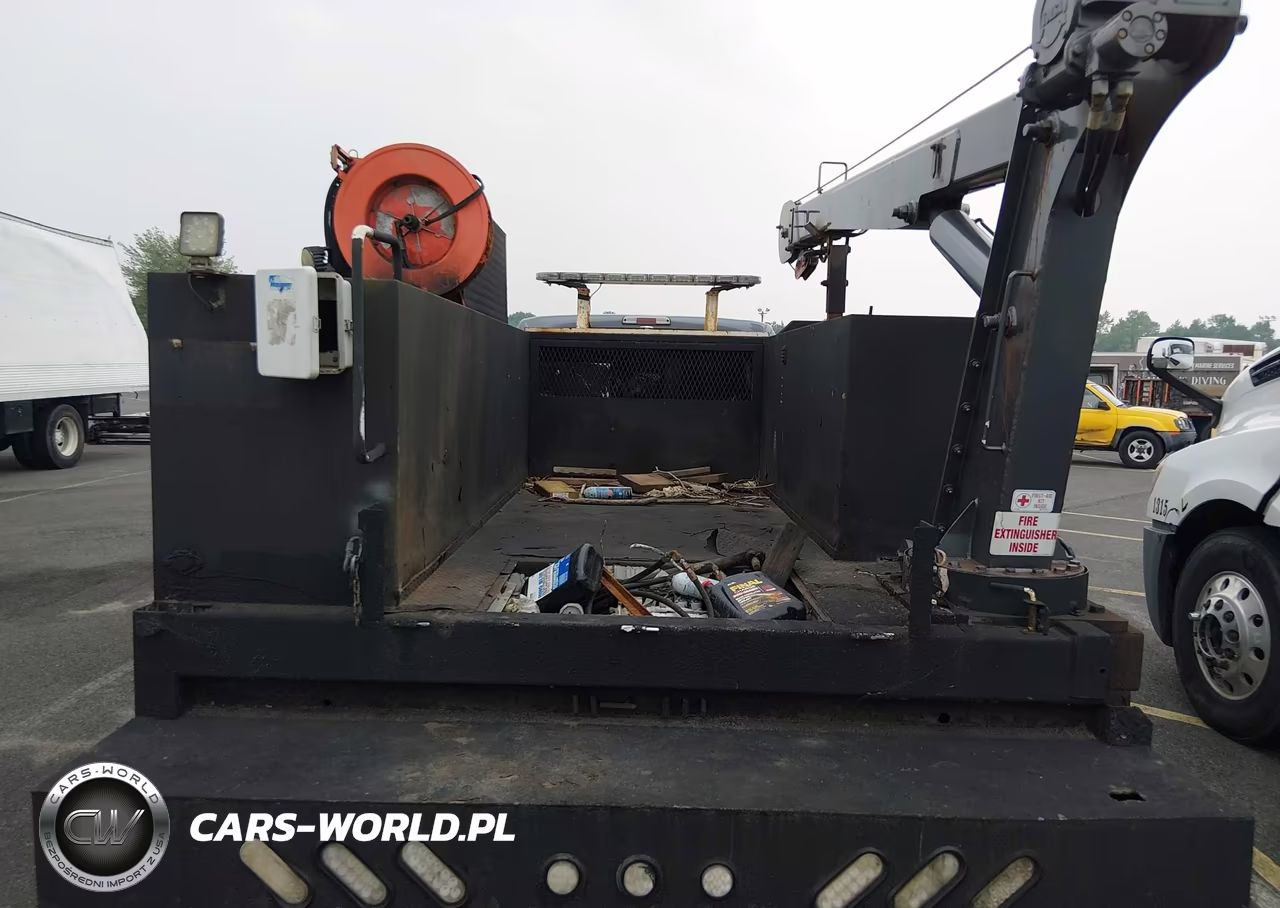 2013 Ford F-550 Chassis Xl VIN:1FDUF5GT0DEA52326 - 8