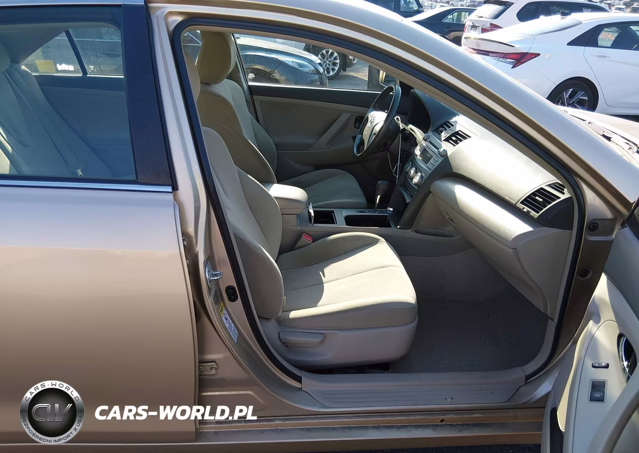 2010 Toyota Camry Le VIN:4T1BF3EK2AU076683 - 5