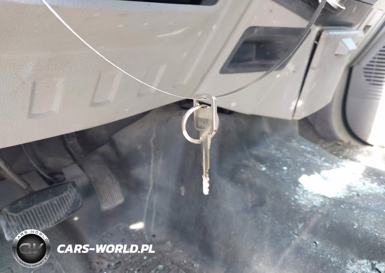 2009 Ford F-350 Chassis Lariat-Xl-Xlt VIN:1FDWW37Y09EA72124 - 10