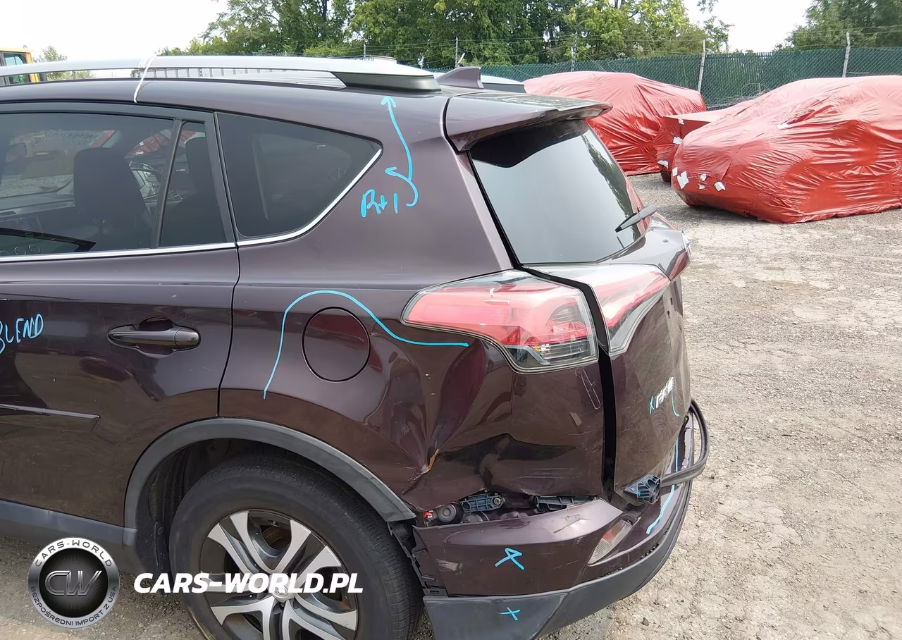 2017 Toyota Rav4 Le VIN:2T3BFREV3HW672495 - 6