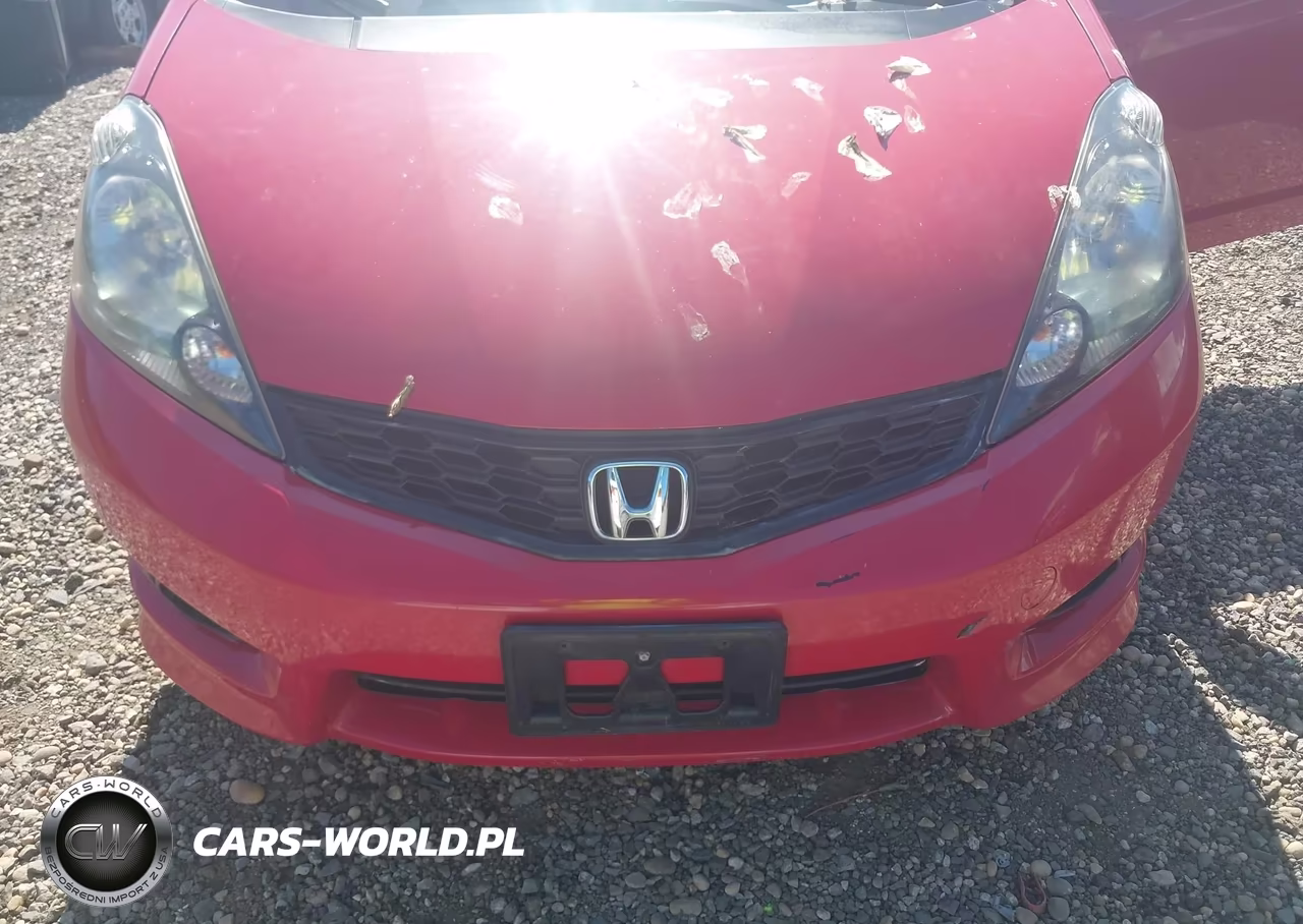 2013 Honda Fit Sport VIN:JHMGE8H61DC078782 - 6