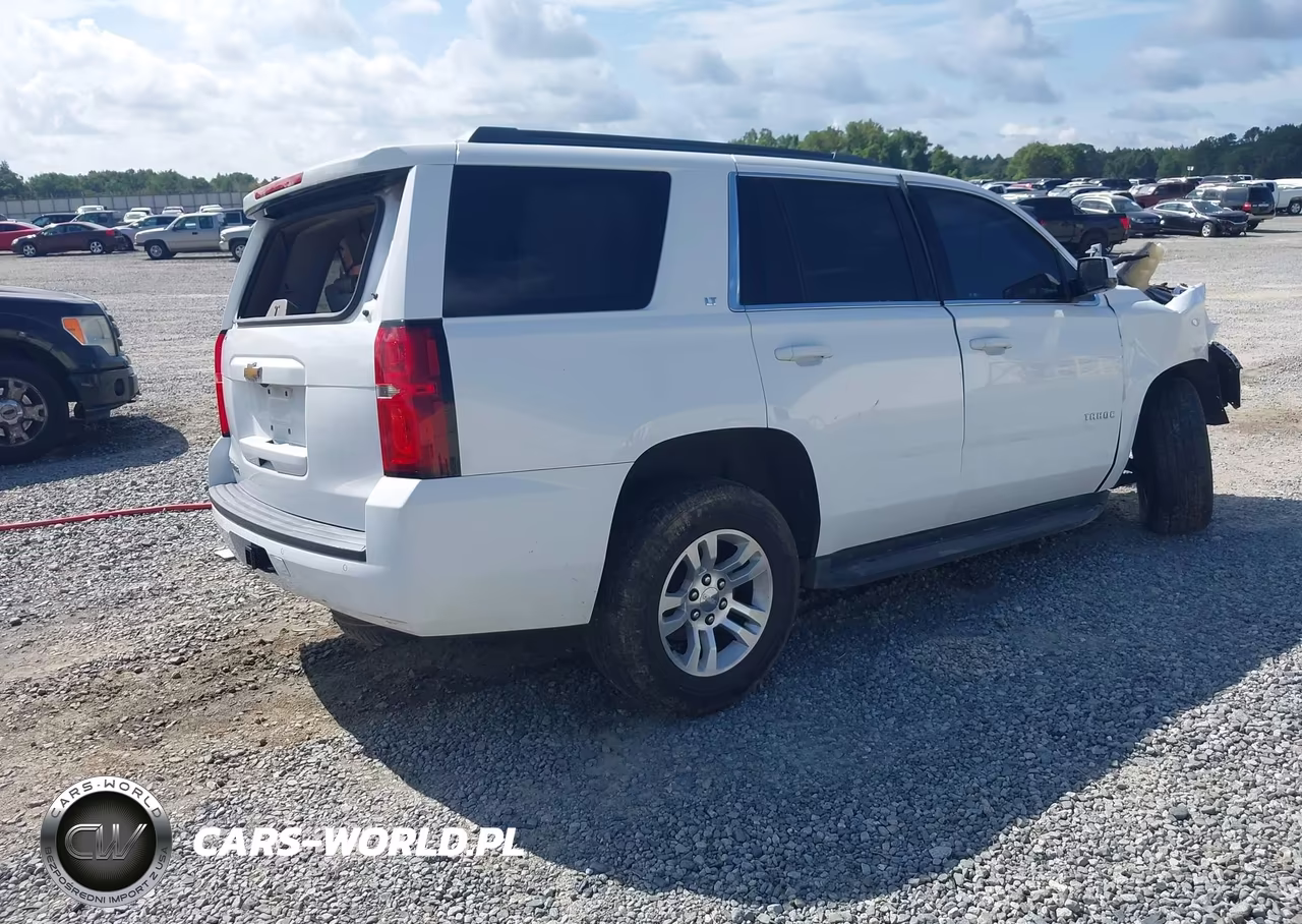 2018 Chevrolet Tahoe Lt VIN:1GNSCBKC0JR103460 - 4
