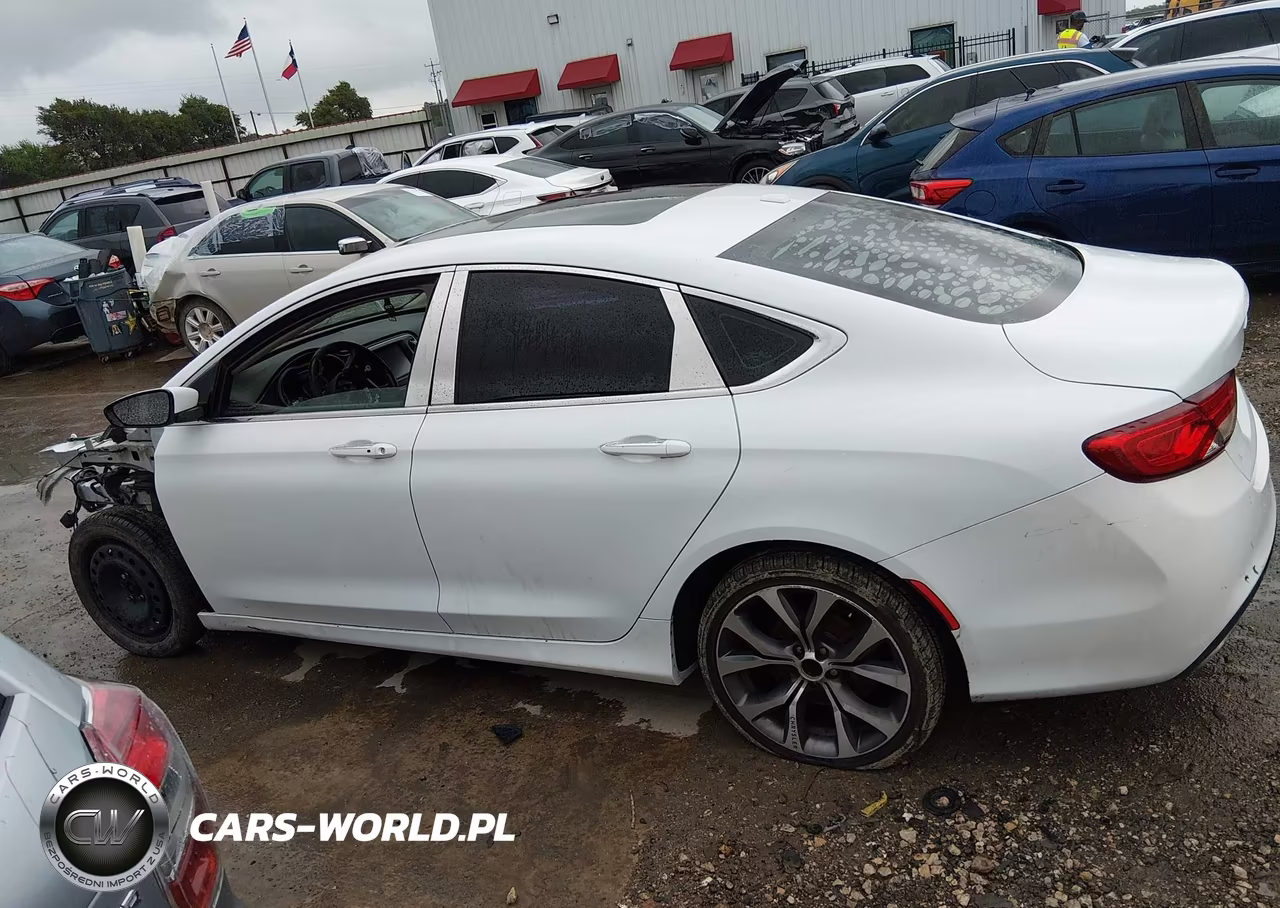 2016 Chrysler 200 C VIN:1C3CCCCG1GN163434 - 15