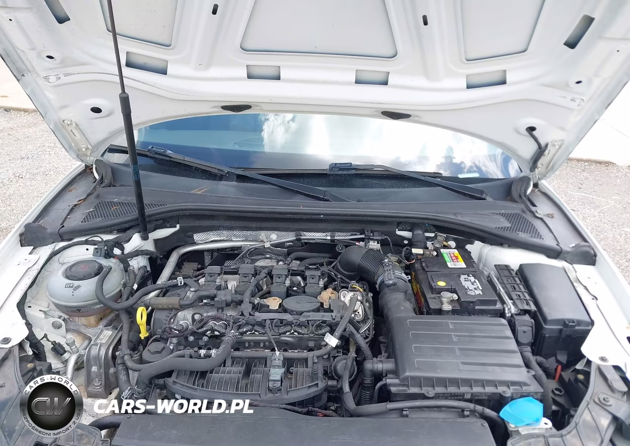 2018 Audi A3 Premium VIN:WAUAUGFF9J1088827 - 10