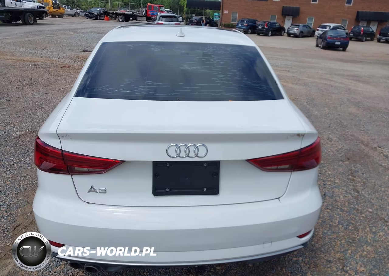 2018 Audi A3 Premium VIN:WAUAUGFF9J1088827 - 16