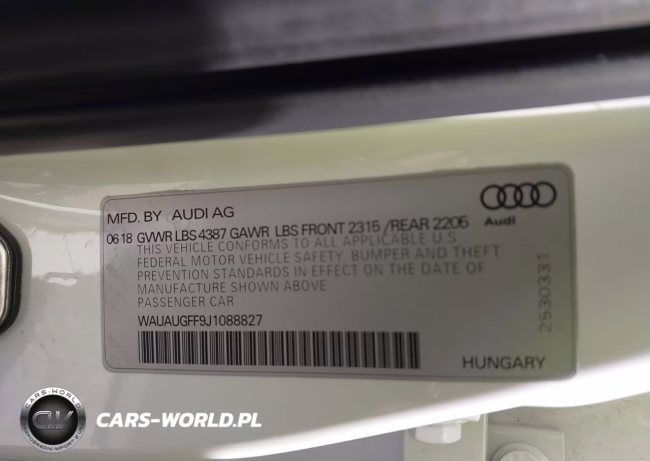 2018 Audi A3 Premium VIN:WAUAUGFF9J1088827 - 9