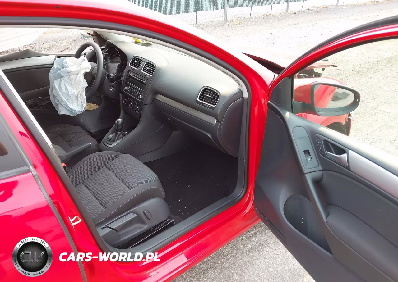 2014 Volkswagen Golf 2.5L (A6) (No Longer Orderable) VIN:WVWDB7AJ6EW010144 - 5