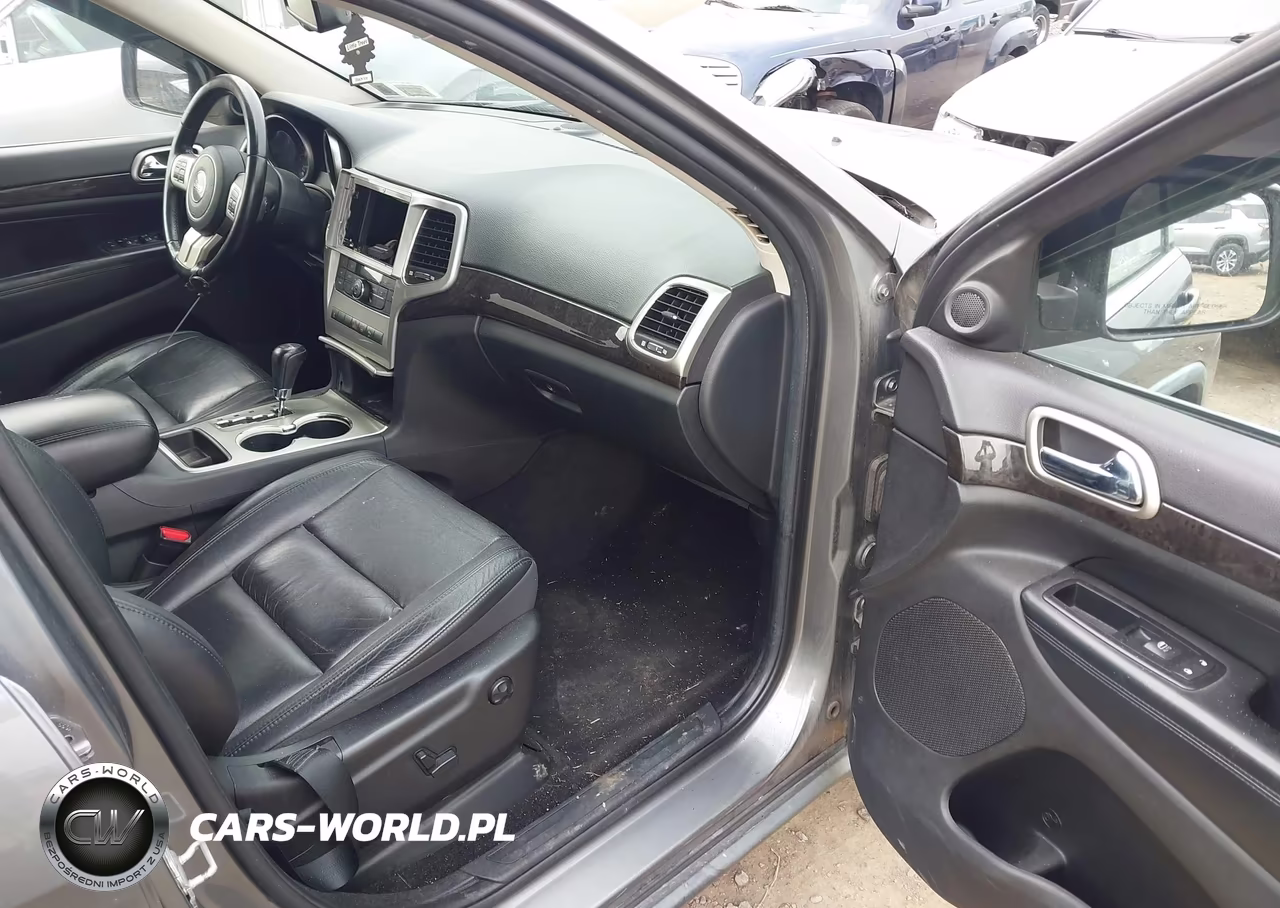 2011 Jeep Grand Cherokee Laredo VIN:1J4RR4GG4BC724616 - 5