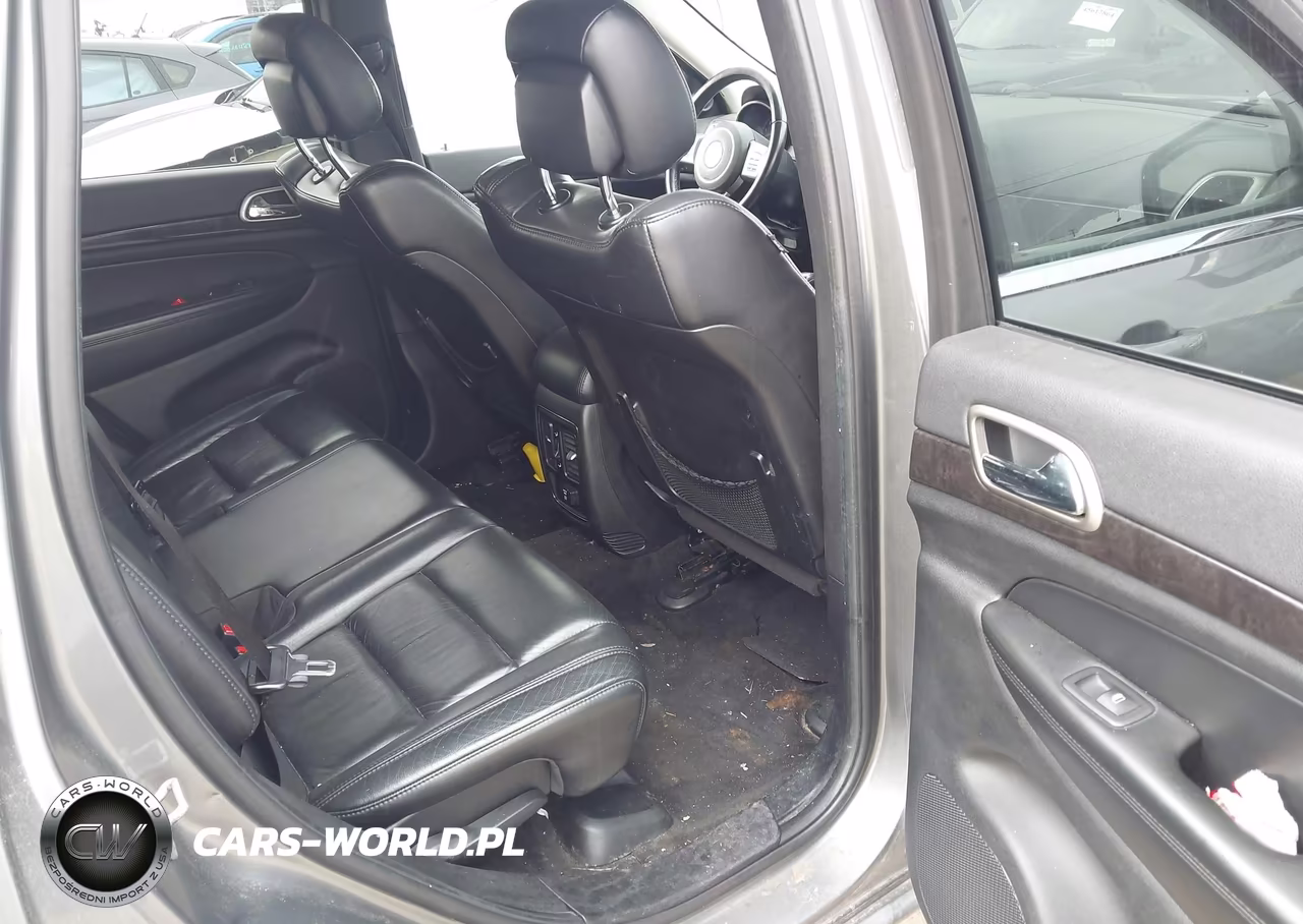 2011 Jeep Grand Cherokee Laredo VIN:1J4RR4GG4BC724616 - 8
