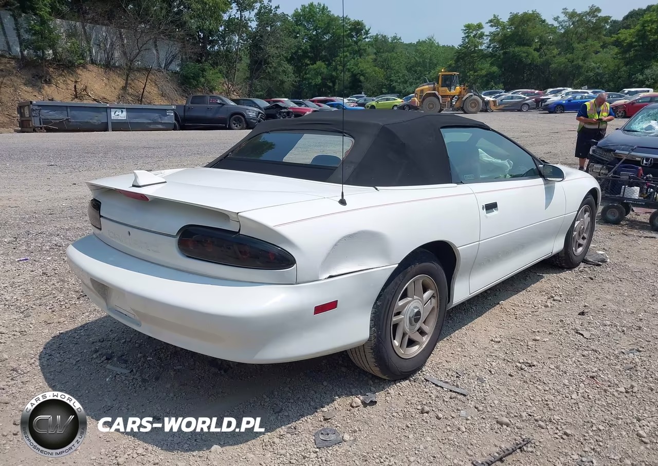 1995 Chevrolet Camaro VIN:2G1FP32S2S2119930 - 4