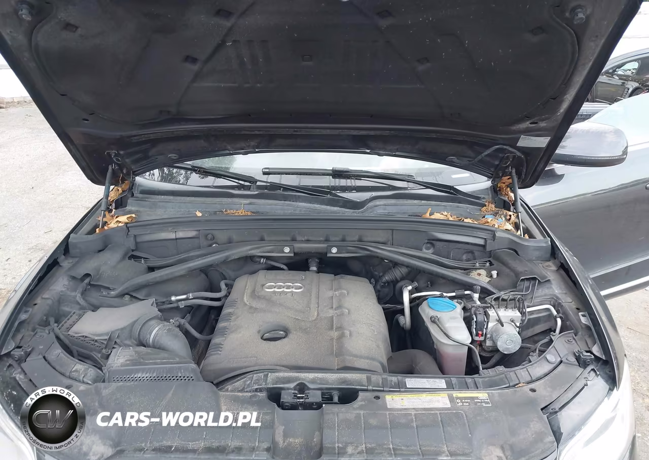 2014 Audi Q5 2.0T Premium VIN:WA1LFAFP0EA069014 - 10