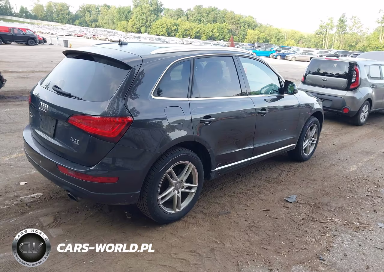 2014 Audi Q5 2.0T Premium VIN:WA1LFAFP0EA069014 - 4