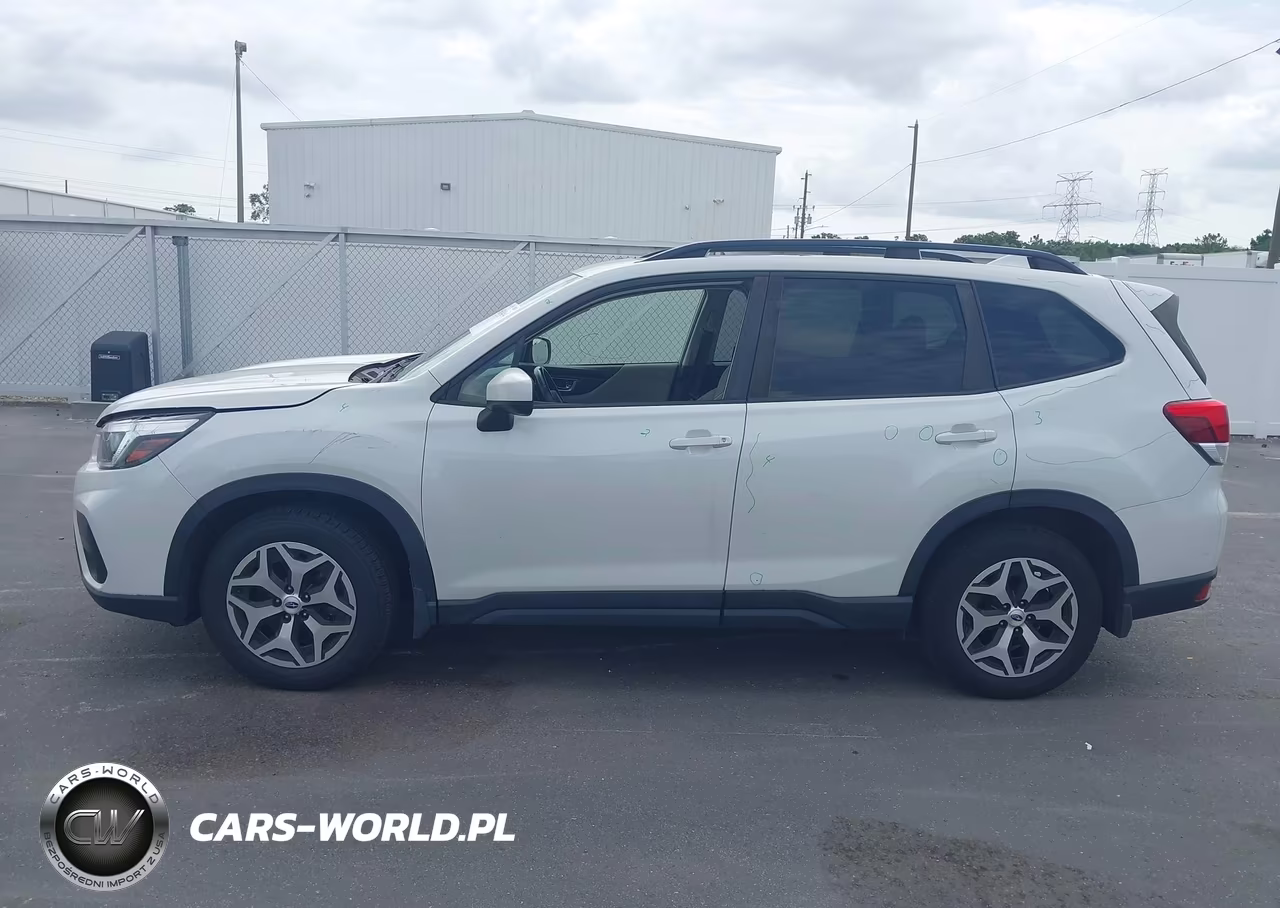2019 Subaru Forester Premium VIN:JF2SKAEC4KH567331 - 14