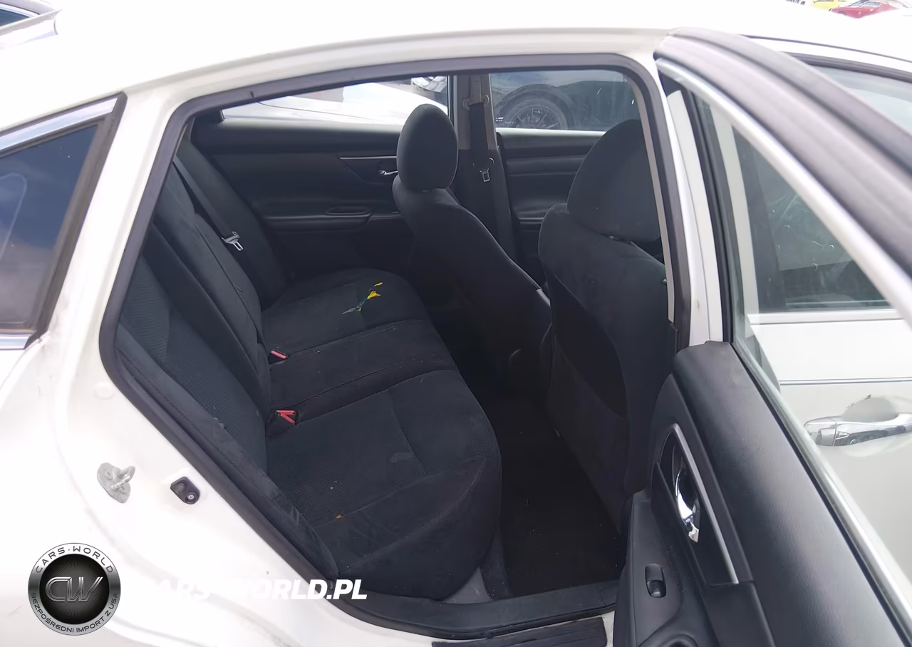 2015 Nissan Altima 2.5 S VIN:1N4AL3AP4FC573568 - 8
